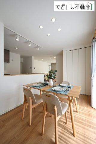 【居間・リビング】 | CLEIAS Town久喜市上町　新築住宅 | ≪1号棟≫
現地(2025年9月撮影)