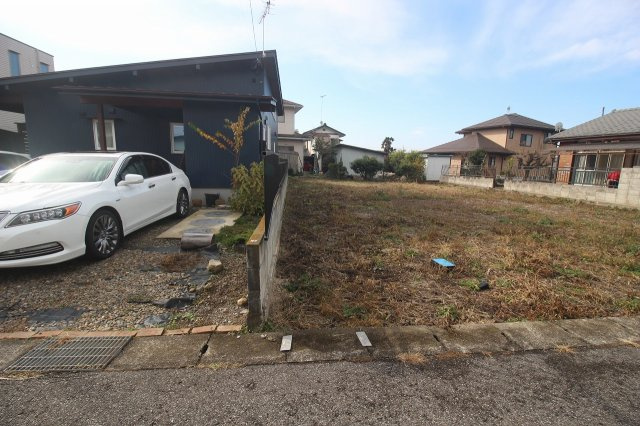 小山市出井の外観|南東側との境界部分（2025年11月撮影）
