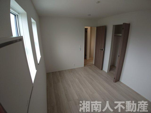 茅ヶ崎市松が丘1丁目　新築戸建の洋室|個人の部屋や寝室として使える洋室です