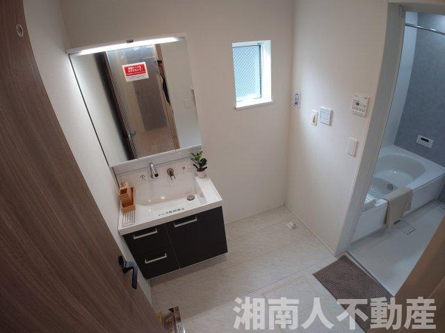 茅ヶ崎市松が丘1丁目　新築戸建の独立洗面台|独立洗面台です