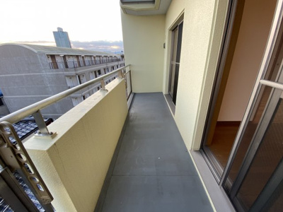 【バルコニー】 | グランドゥール厚木