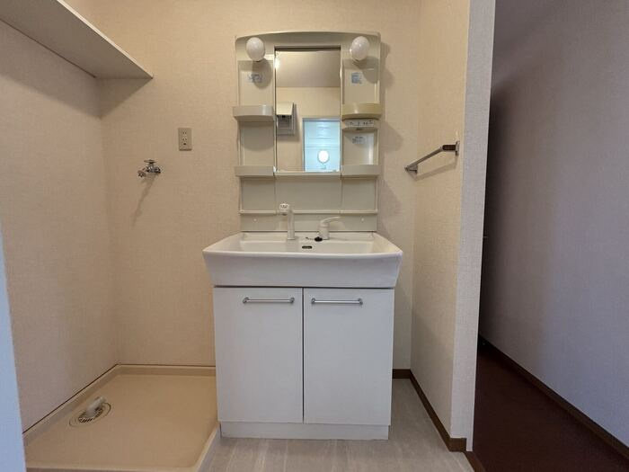 メゾンベールの洗面所|高崎、前橋エリアのお部屋探しはエンドスケープまで！お客様の理想お聞かせ下さい♪