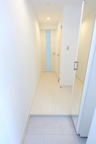 泉佐野市本町　築浅一棟売アパート　ALEGRIA 泉佐野Ⅲの玄関