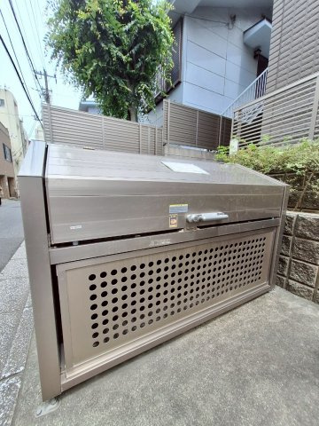 ＣＲＥＳＴ　ＣＯＵＲＴのその他共用部分|★ゴミストッカー★