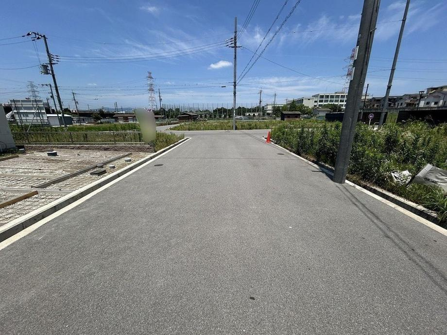津田北町2丁目　未入居一戸建ての前面道路含む現地写真|■物件内覧・資金計画相談・住宅ローン相談、リフォーム相談、お問合せ受付中■
※当日・翌日のご内覧、ご相談はお電話でのお問合せがスムーズです！