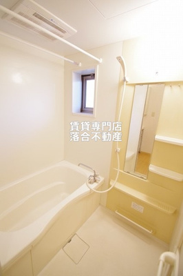 【浴室】 | グリーンヒル橋本Ｅ | 落ち着いた空間のお風呂