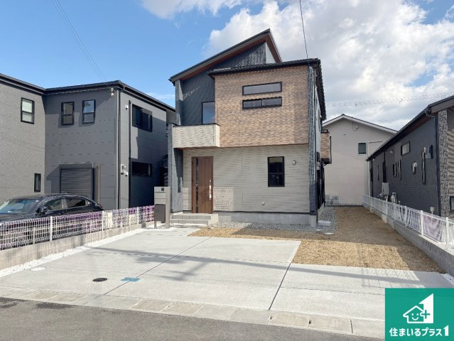 葛城市林堂　新築一戸建てのトイレ|シンプルなトイレは落ち着く空間！お手入れも簡単です！