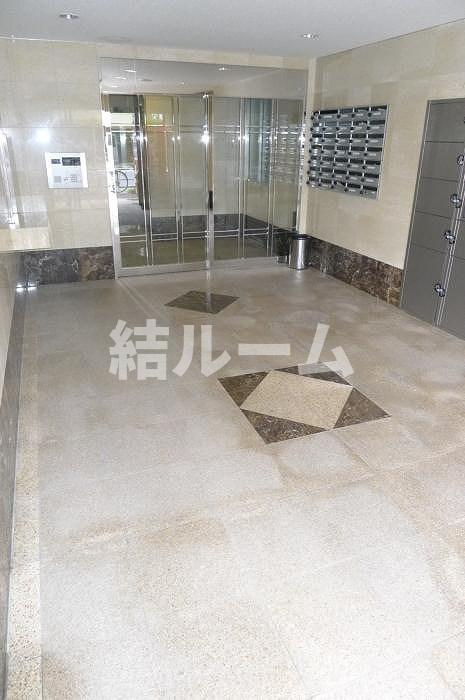 文京区本駒込４丁目の賃貸マンションのロビー