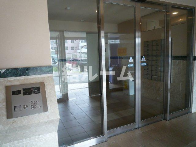 練馬区谷原１丁目の賃貸マンションのロビー