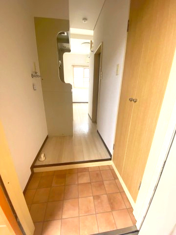 ユーカリフラットⅡの玄関