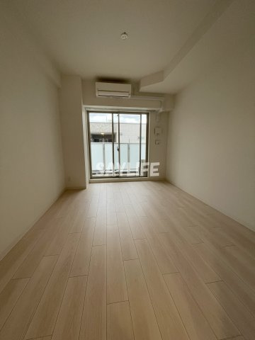 ソルテラスOSAKA緑橋クレアストの居間・リビング