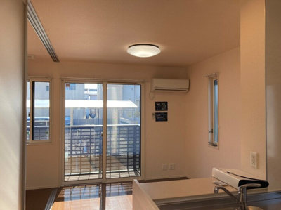 【居間・リビング】 | メゾンときＶ　B棟