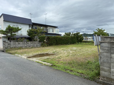【前面道路含む現地写真】 | 長井市中道２丁目　売地