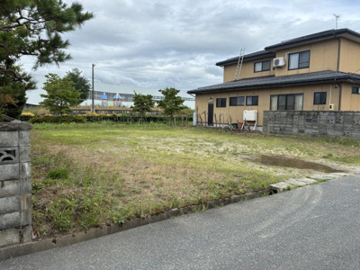 【前面道路含む現地写真】 | 長井市中道２丁目　売地