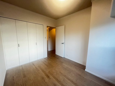 【洋室】 | アグラード堺