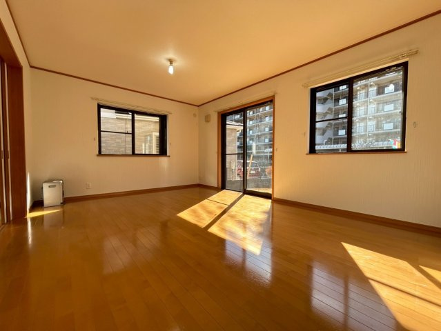 所沢市向陽町　中古戸建の内装|2/3　撮影