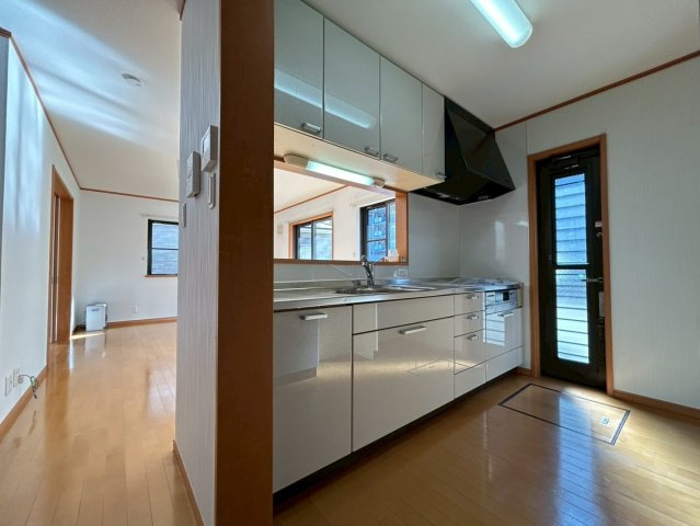所沢市向陽町　中古戸建のキッチン|2/3　撮影