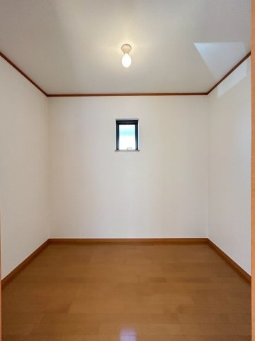 所沢市向陽町　中古戸建の収納|2/3　撮影