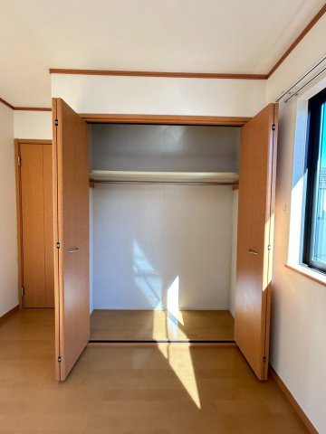 所沢市向陽町　中古戸建の収納|2/3　撮影