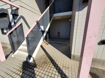 【エントランス】 | ベルメゾン栗原 | エントランスです