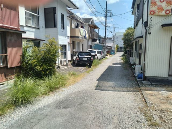 【前面道路含む現地写真】 | 伊東市宇佐美　売アパート