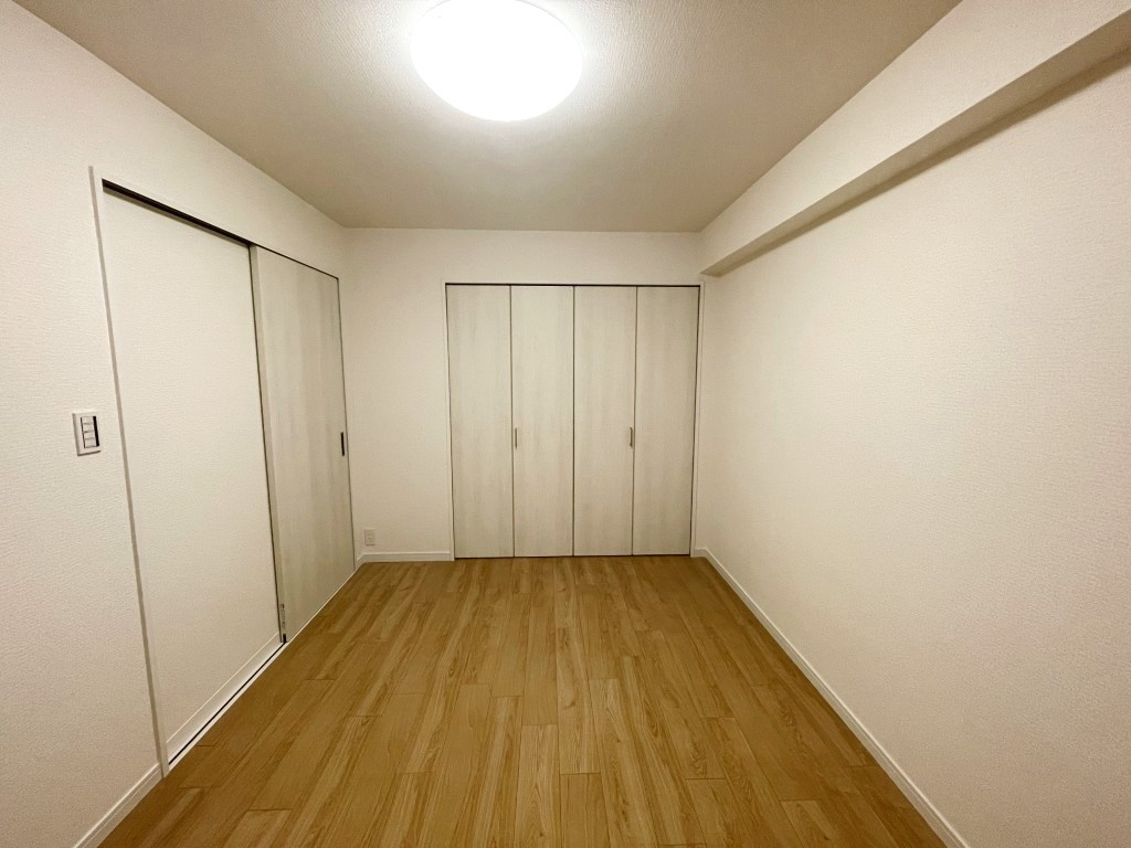 コープ野村新安城A棟の洋室|個人の部屋や寝室として使える洋室です