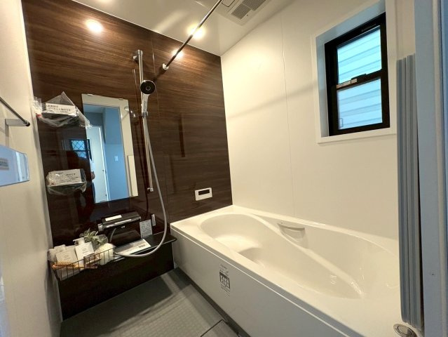 西宮市小松南町の浴室