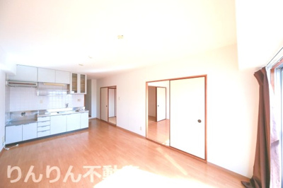 【居間・リビング】 | 第19柴田マンション | おしゃれな居間です