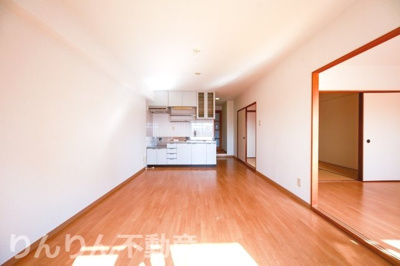 【居間・リビング】 | 第19柴田マンション | 居間です