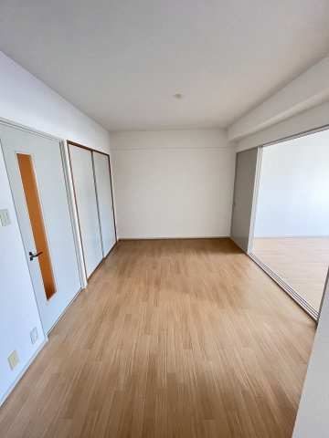 大阪市都島区都島北通２丁目の賃貸マンションの居間・リビング