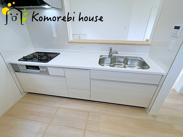 上尾市大谷本郷　第8　新築一戸建て　クレイドルガーデン　04のキッチン