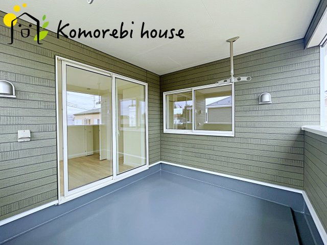 上尾市大谷本郷　第8　新築一戸建て　クレイドルガーデン　04のバルコニー