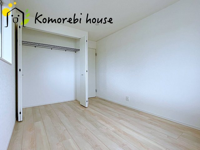 上尾市大谷本郷　第8　新築一戸建て　クレイドルガーデン　04の洋室