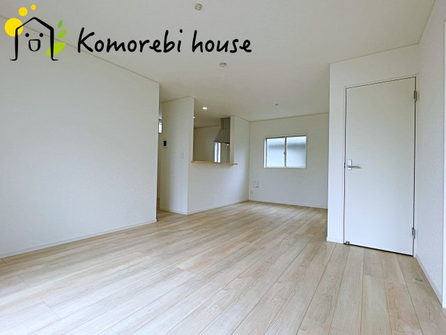 上尾市大谷本郷　第8　新築一戸建て　クレイドルガーデン　04の居間・リビング|撮影：25/10/14