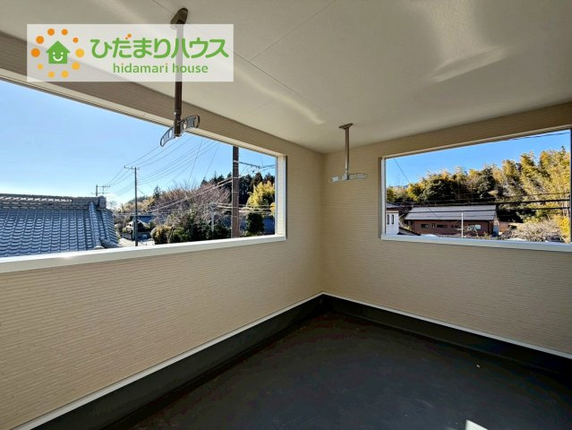 北茨城市磯原町上相田第2　新築戸建のバルコニー|人気が高いインナーバルコニーを採用♪天候を気にせず洗濯物を干せ、紫外線も気にせずに済みます(*^^)v