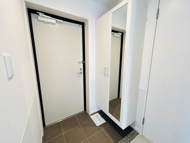 Grande Risaia K.A グランデリサイアの玄関|掲載内容と異なる場合は現況を優先いたします。