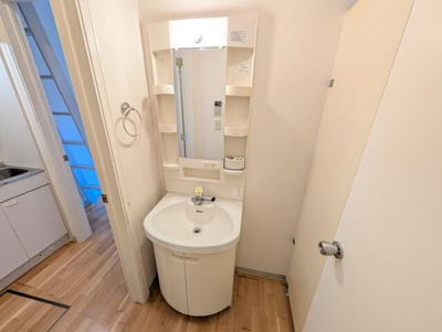 【洗面所】 | シャトーサガミ