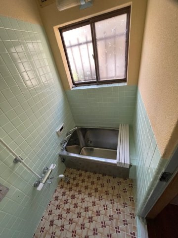 敦賀市清水町二丁目中古戸建の浴室