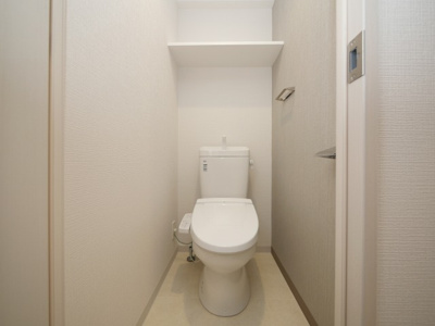 【トイレ】 | Attirant西三国 | 清潔感のあるトイレです