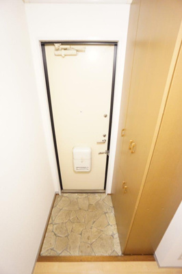 【玄関】 | ラフィネF | ※同物件・同タイプの写真です。