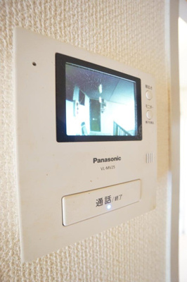 【セキュリティ】 | ラフィネF | ※同物件・同タイプの写真です。