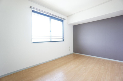 【洋室】 | ラフィネF | ※同物件・同タイプの写真です。