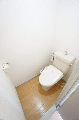 【トイレ】 | ラフィネF | ※同物件・同タイプの写真です。