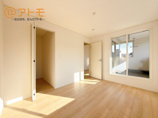 【子供部屋】 | 沼津市沢田町第1　新築戸建　3号棟 | 収納豊富な洋室は使い勝手良好です！