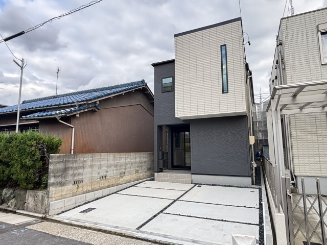 MELDIA北区福徳町533①｜名古屋市の戸建ならホームアップの駐車場
