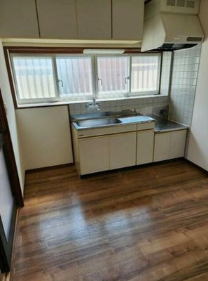 【キッチン】 | リバーサイド長後 | コンパクトなキッチンで掃除もラクラク