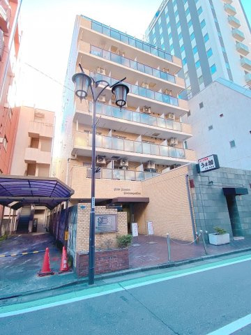 ライオンズマンション新宿5丁目の外観