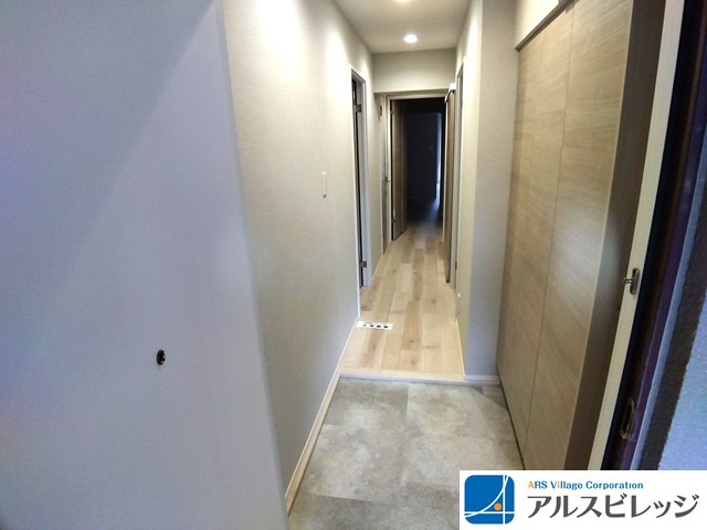 ハイホームみずほ台の玄関