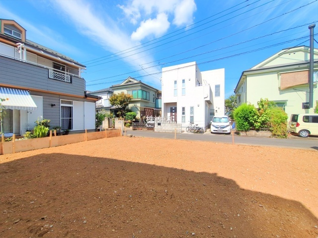 【売地】ふじみ野市亀久保3期の前面道路含む現地写真
