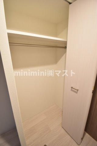 エスリード大阪NAGAHORI GATEの収納